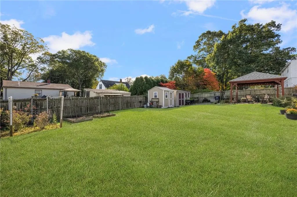 82 Doolittle Street Coventry RI 02816