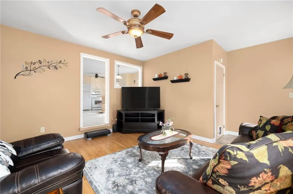 82 Doolittle Street Coventry RI 02816