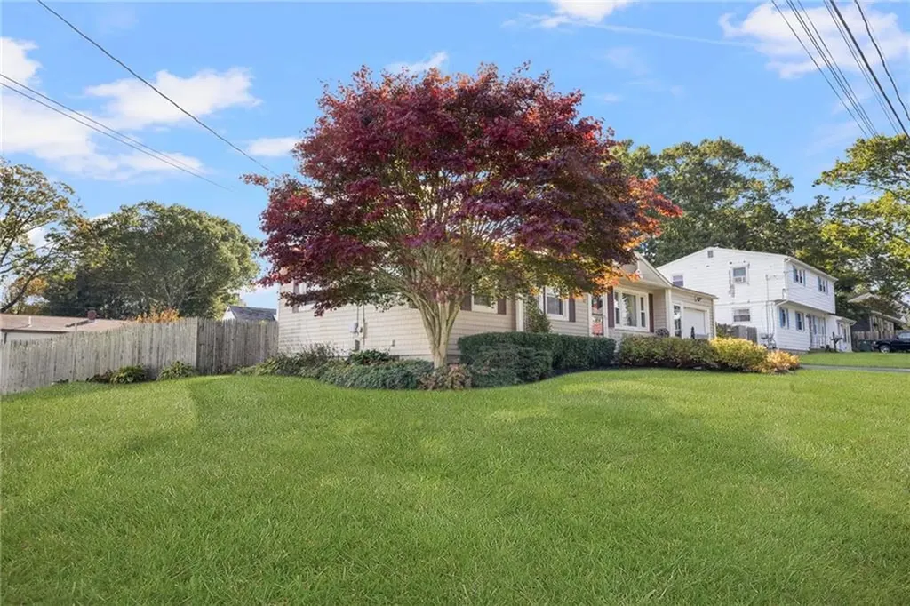 82 Doolittle Street Coventry RI 02816