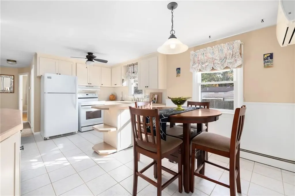 82 Doolittle Street Coventry RI 02816