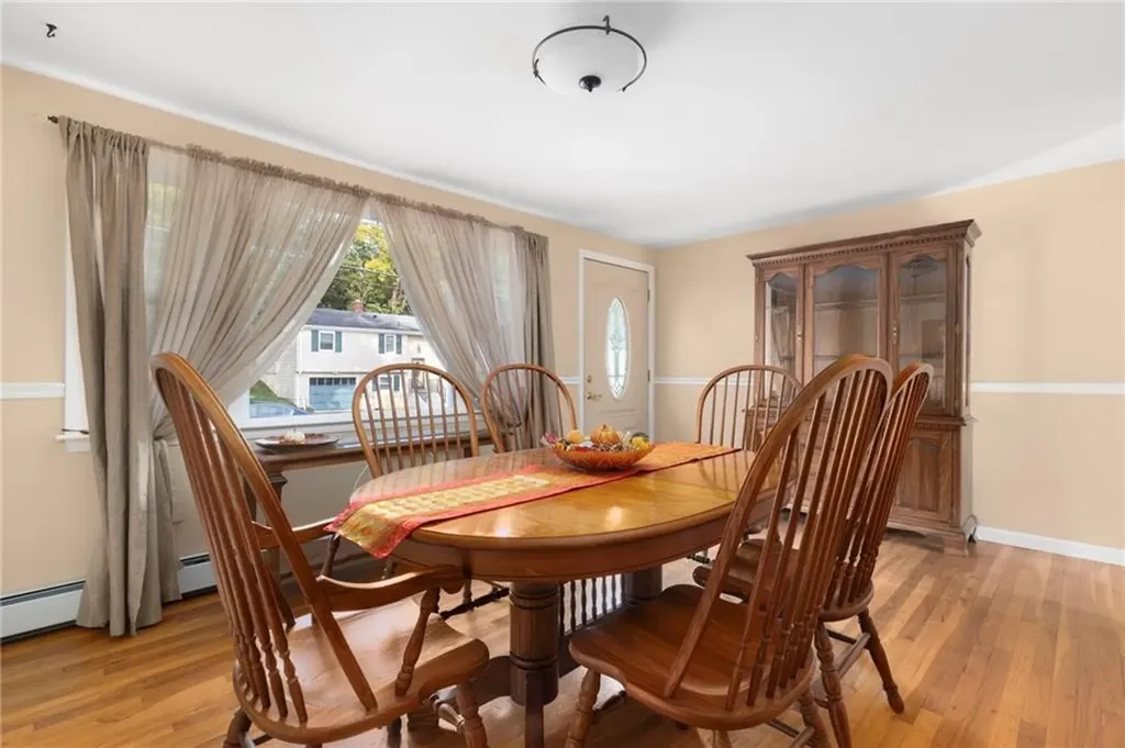 82 Doolittle Street Coventry RI 02816