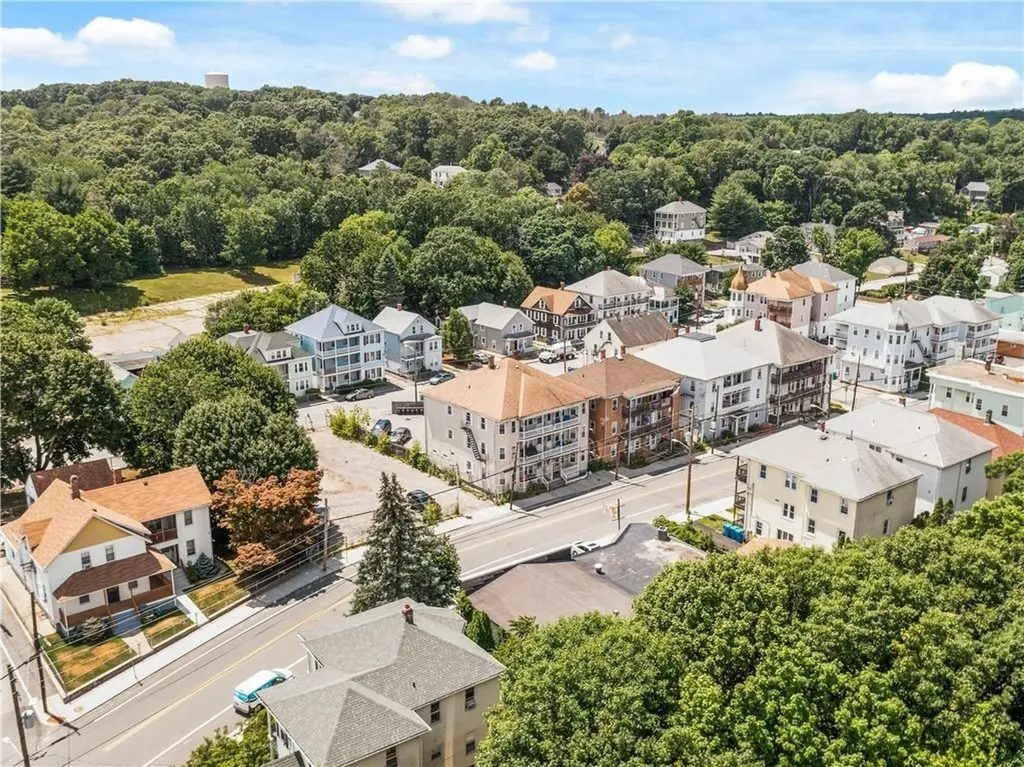 144 145 Railroad Street Lincoln RI 02838