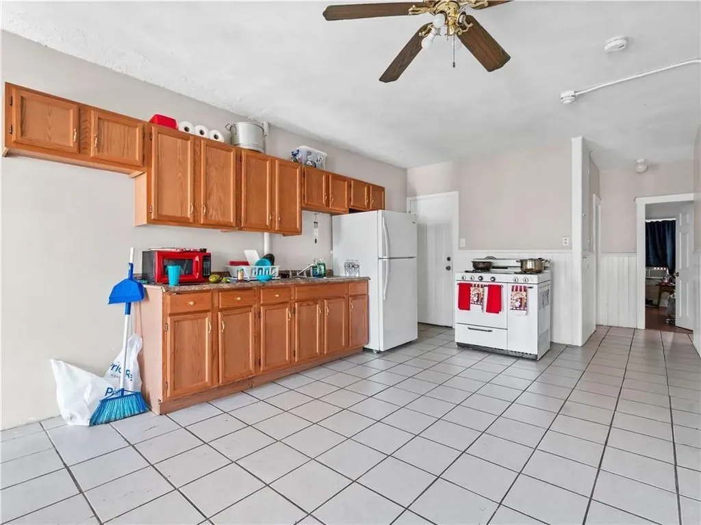 144 145 Railroad Street Lincoln RI 02838