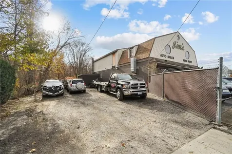 1153 Central Avenue Pawtucket RI 02861