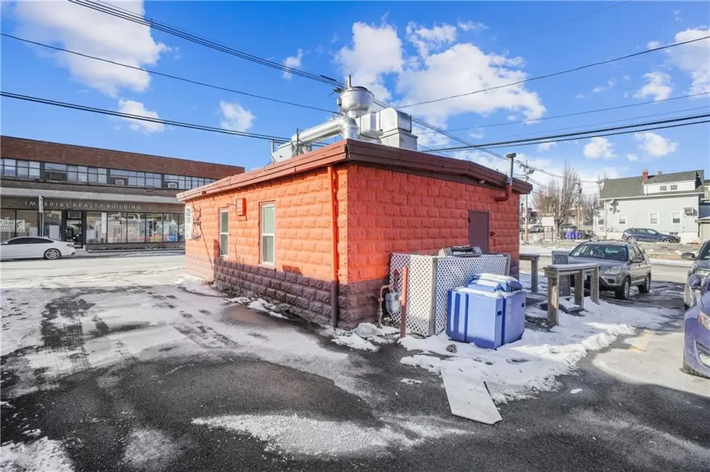 1007 Charles Street North Providence RI 02904