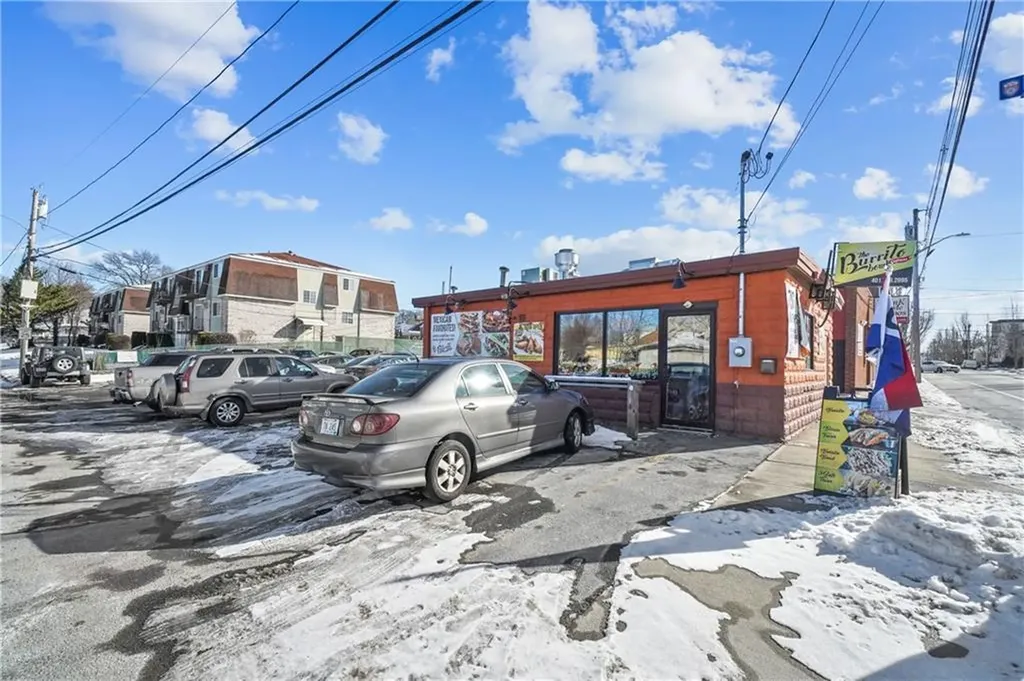 1007 Charles Street North Providence RI 02904