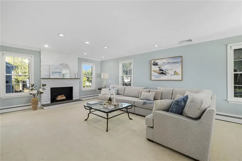 66 Dory Road Warwick RI 02886