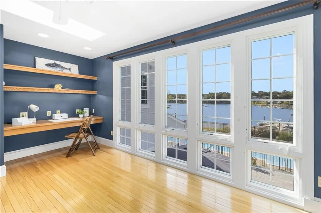 66 Dory Road Warwick RI 02886