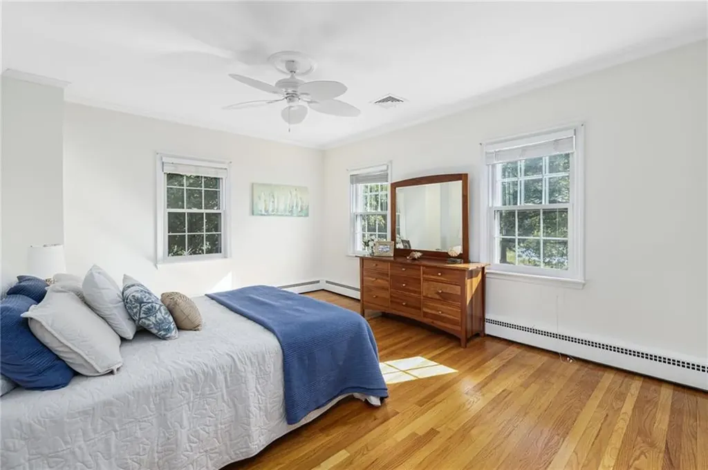 66 Dory Road Warwick RI 02886