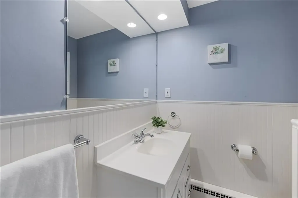 66 Dory Road Warwick RI 02886