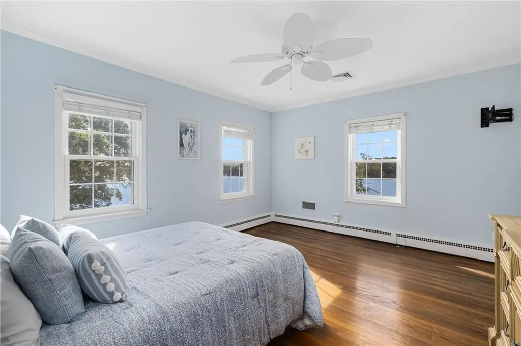 66 Dory Road Warwick RI 02886