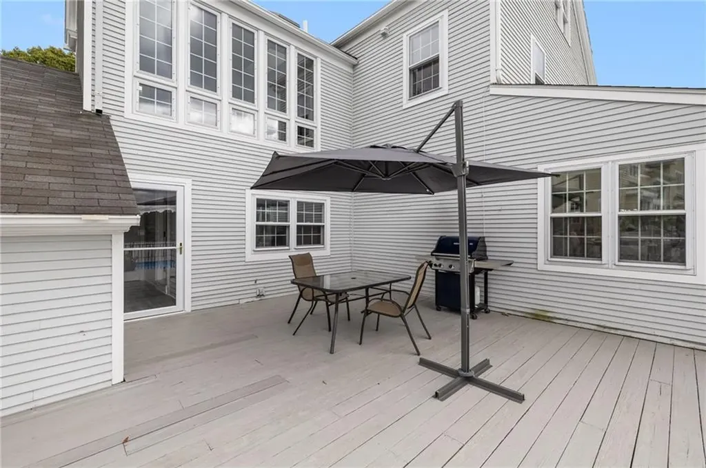 66 Dory Road Warwick RI 02886