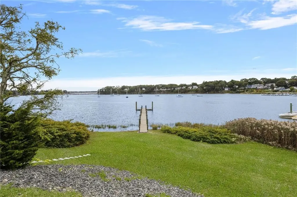 66 Dory Road Warwick RI 02886