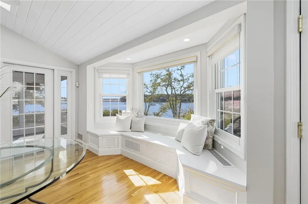 66 Dory Road Warwick RI 02886