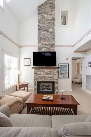 125 Cory's Lane Portsmouth RI 02871