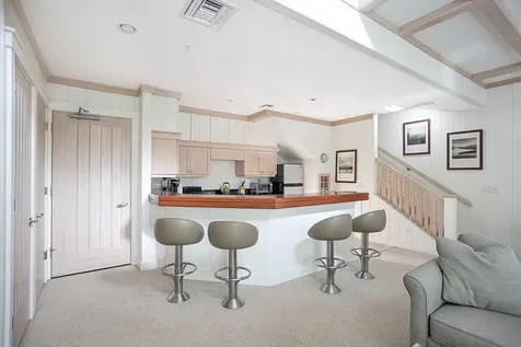 125 Cory's Lane Portsmouth RI 02871