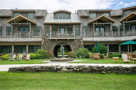 125 Cory's Lane Portsmouth RI 02871