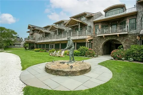 125 Cory's Lane Portsmouth RI 02871