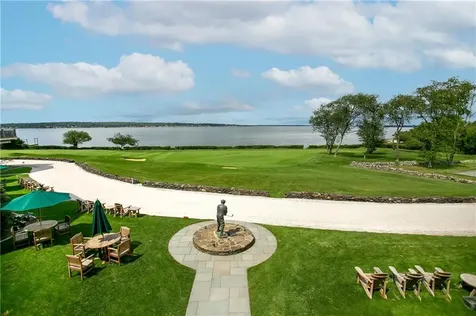 125 Cory's Lane Portsmouth RI 02871