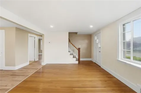 22 Ruth Street Pawtucket RI 02861