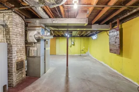 22 Ruth Street Pawtucket RI 02861