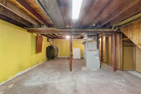 22 Ruth Street Pawtucket RI 02861