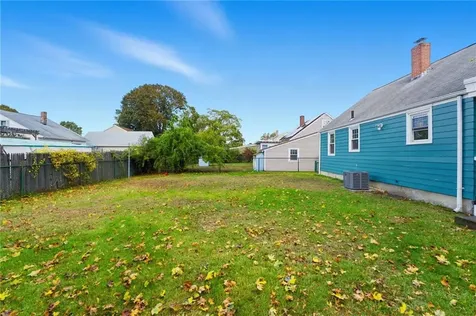 22 Ruth Street Pawtucket RI 02861