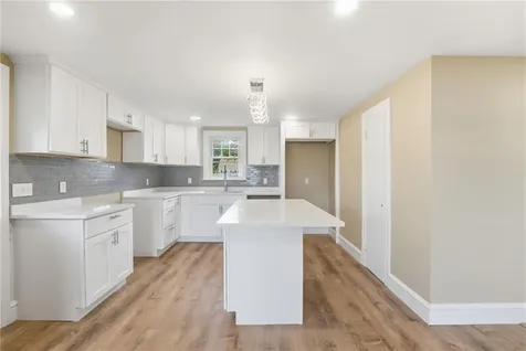 22 Ruth Street Pawtucket RI 02861