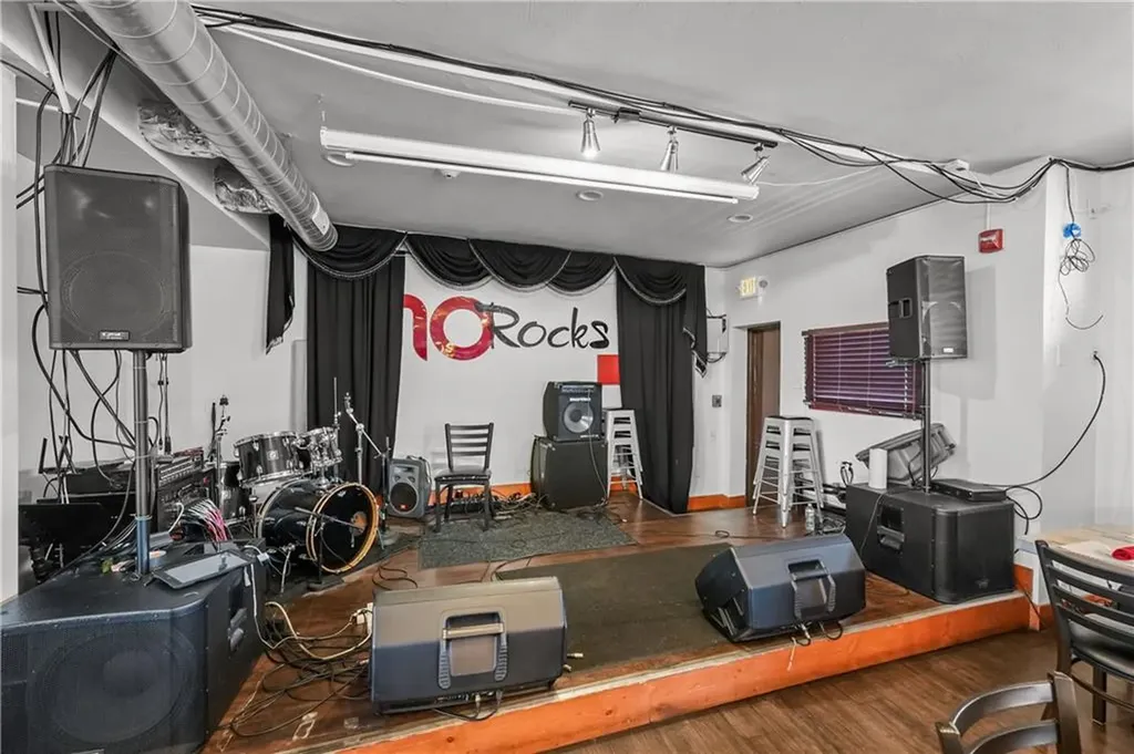 1091 Main Street Pawtucket RI 02860