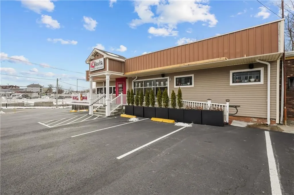 1091 Main Street Pawtucket RI 02860