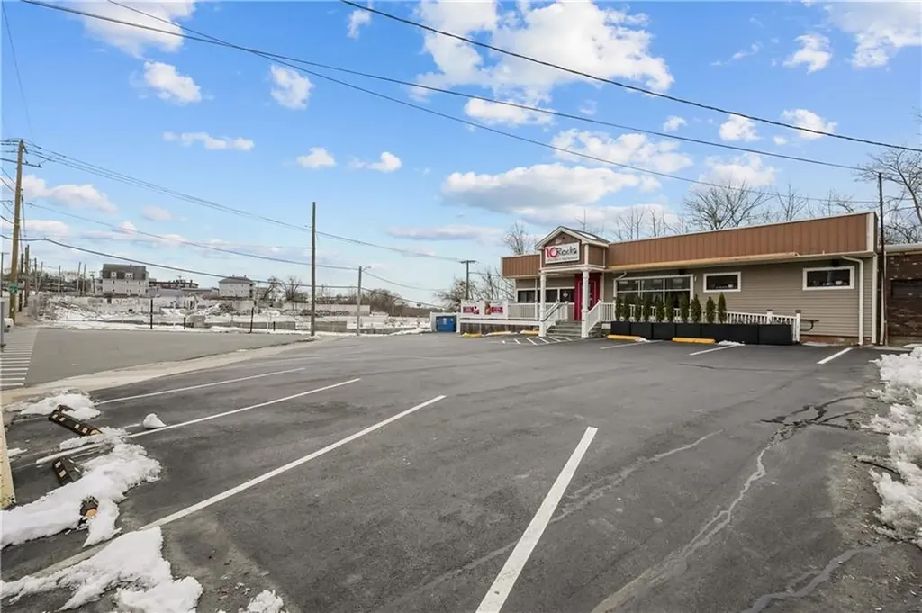 1091 Main Street Pawtucket RI 02860