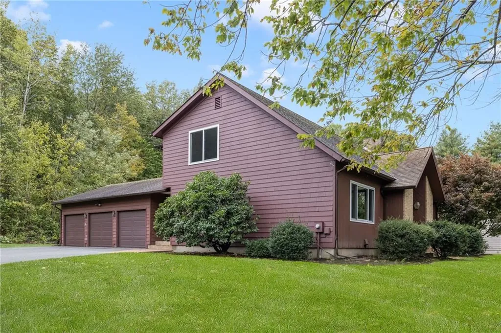 67 Daniel Drive North Kingstown RI 02852