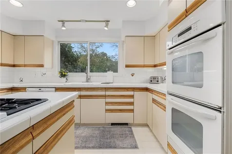 67 Daniel Drive North Kingstown RI 02852