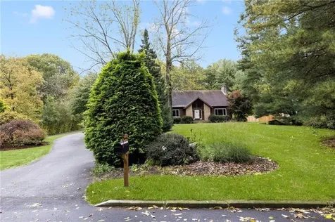 67 Daniel Drive North Kingstown RI 02852