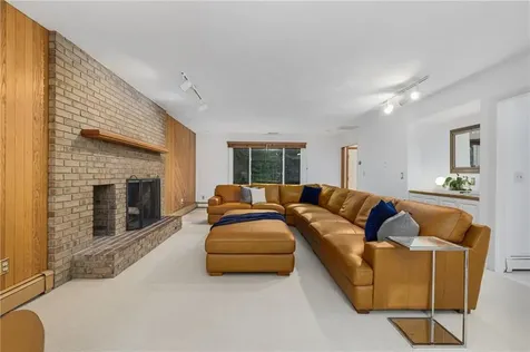 67 Daniel Drive North Kingstown RI 02852