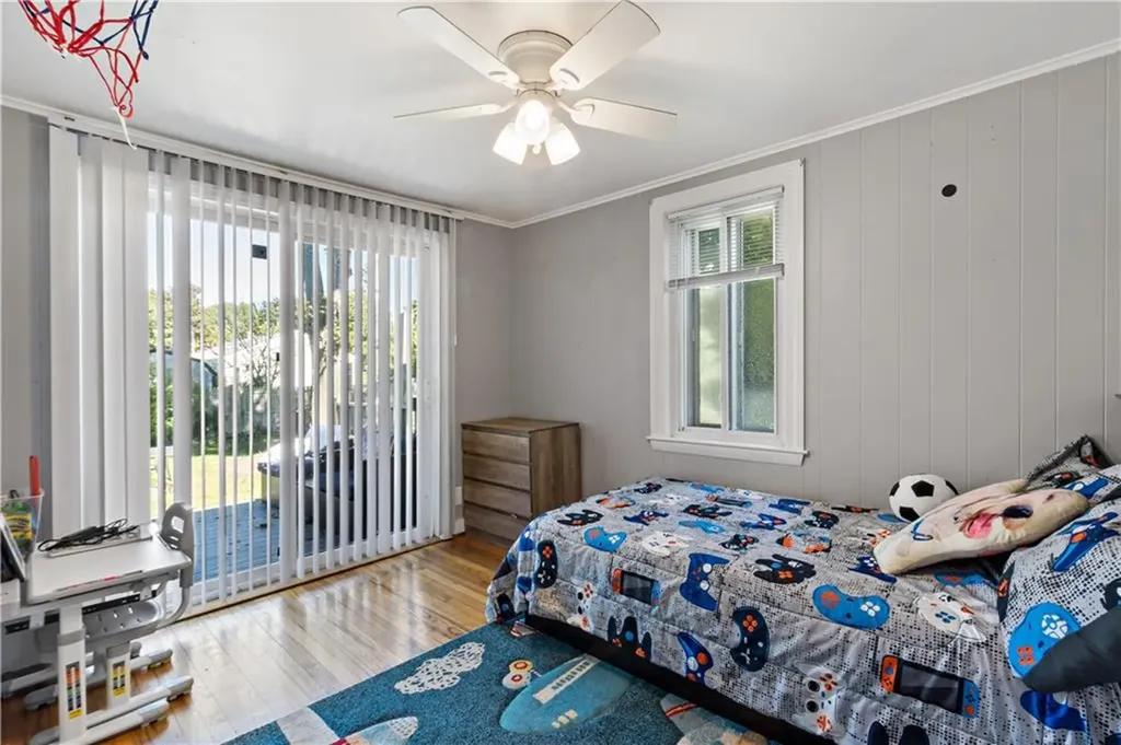 81 Easton Avenue Warwick RI 02888