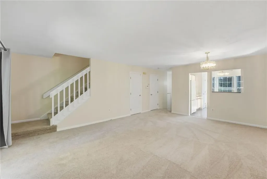 565 Quaker Lane West Warwick RI 02893