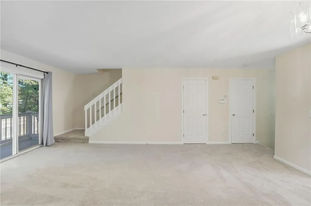 565 Quaker Lane West Warwick RI 02893