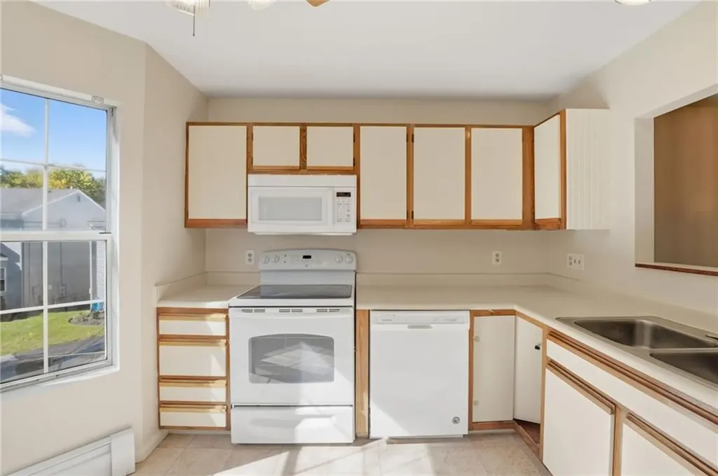 565 Quaker Lane West Warwick RI 02893