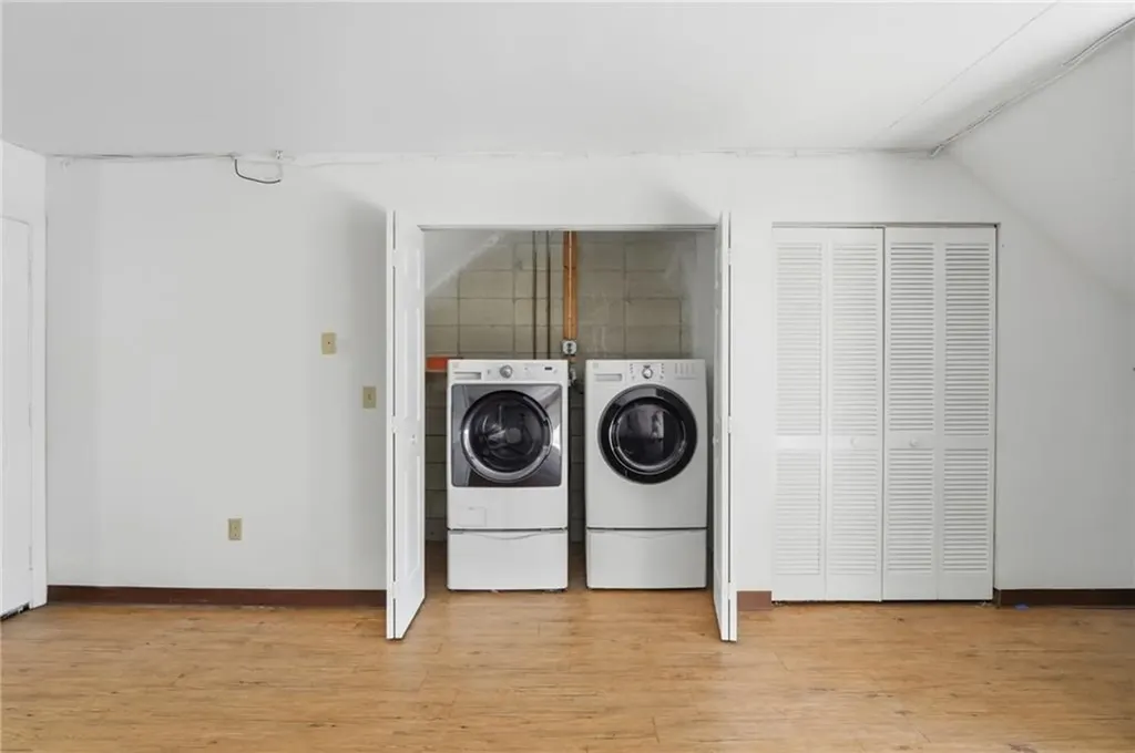 565 Quaker Lane West Warwick RI 02893