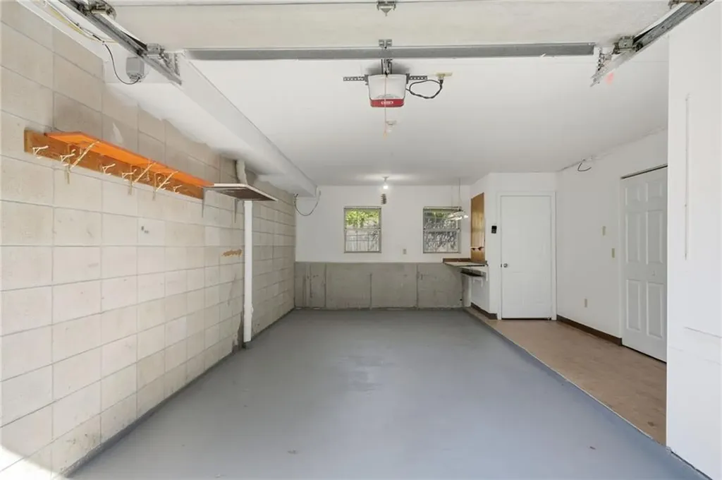 565 Quaker Lane West Warwick RI 02893