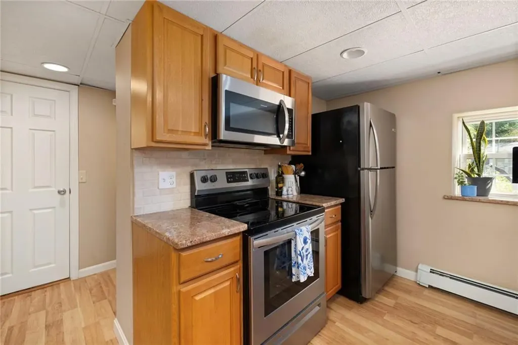 325 Simmonsville Avenue Johnston RI 02919