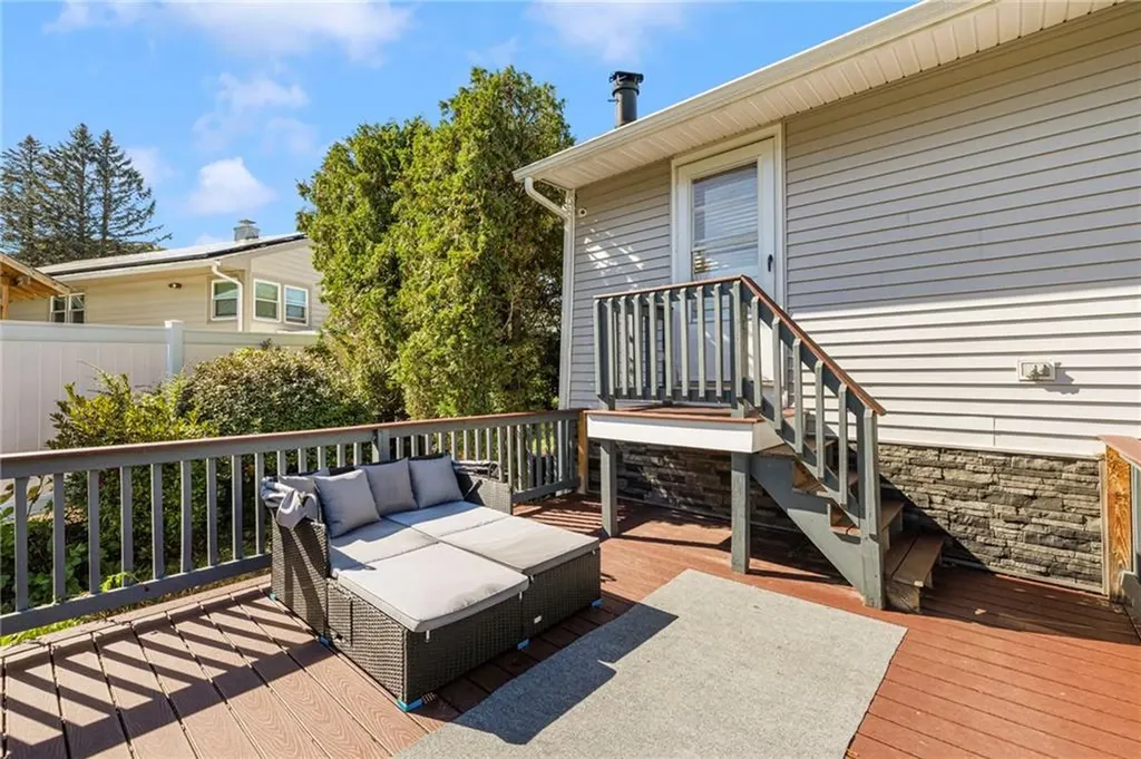 325 Simmonsville Avenue Johnston RI 02919