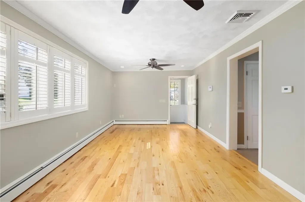 325 Simmonsville Avenue Johnston RI 02919