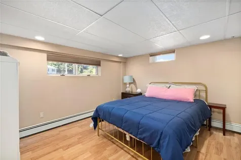 325 Simmonsville Avenue Johnston RI 02919