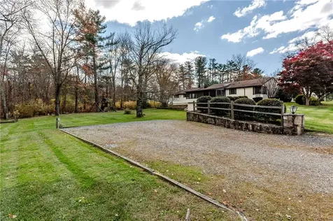 27 Sunnybrook Road Scituate RI 02857