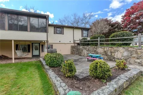 27 Sunnybrook Road Scituate RI 02857