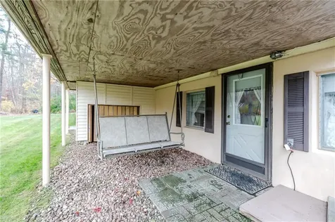 27 Sunnybrook Road Scituate RI 02857