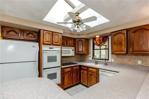 27 Sunnybrook Road Scituate RI 02857