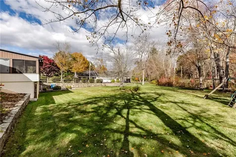 27 Sunnybrook Road Scituate RI 02857